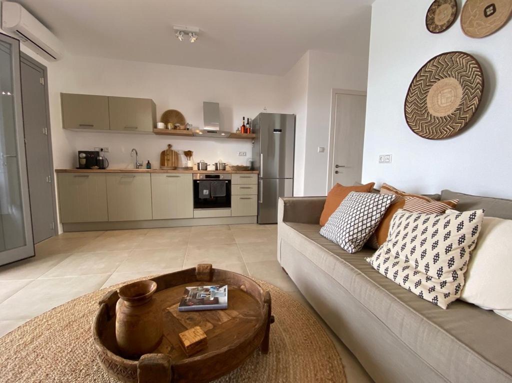 Villa Ypsilon Naxos - Luxury Holiday House With Amazing Sea View & Private Pool Agia Anna  Bagian luar foto